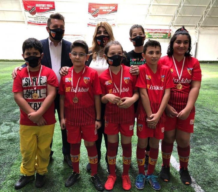 Kayserispor’un geleceği minikler