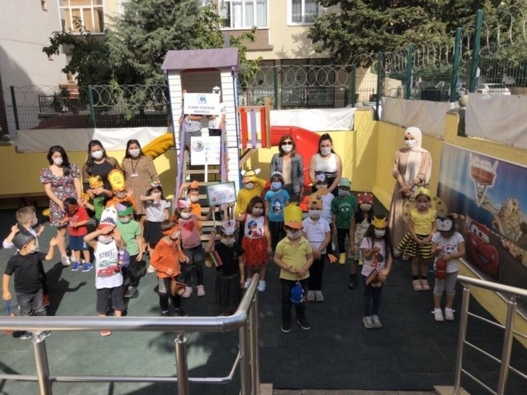 Atık malzemeler, minik ellerde yuvaya dönüştü