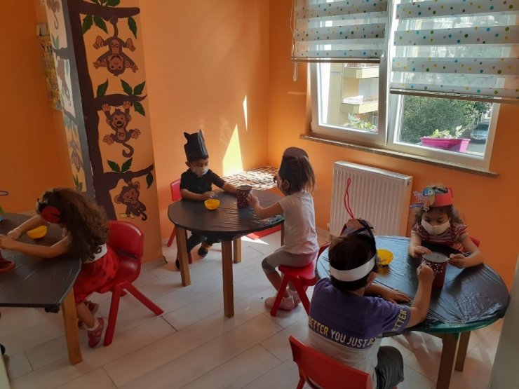 Atık malzemeler, minik ellerde yuvaya dönüştü