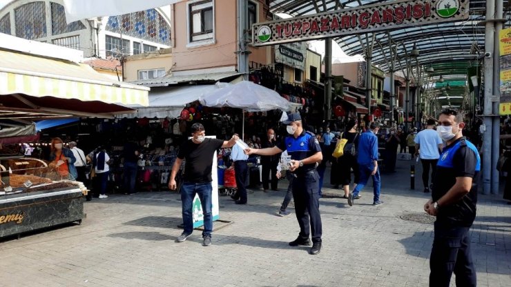 Bursa’da zabıtadan kapsamlı korona denetimi