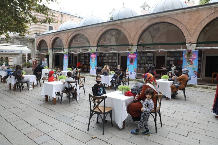 Ebeveyn ve Çocuk Sanat Atölyeleri’ne büyük ilgi