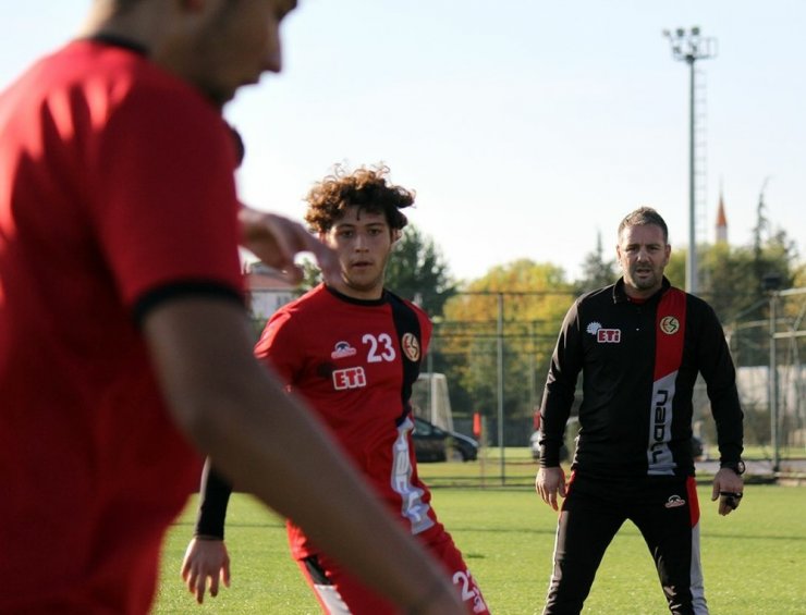 EsEs Bandırmaspor maçı hazırlıklarını sürdürdü