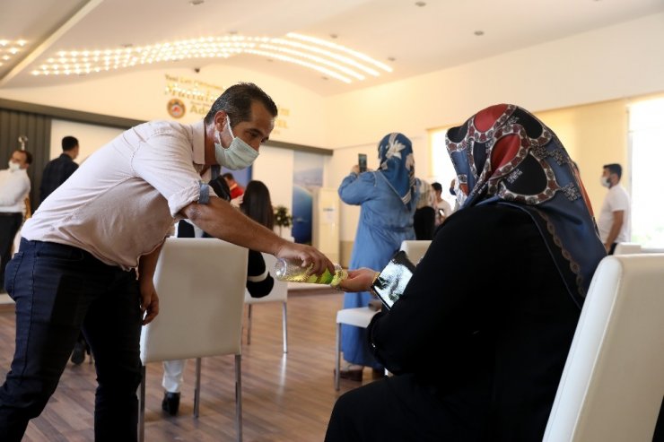 Evlilik için 10.10.2020 tarihini seçtiler