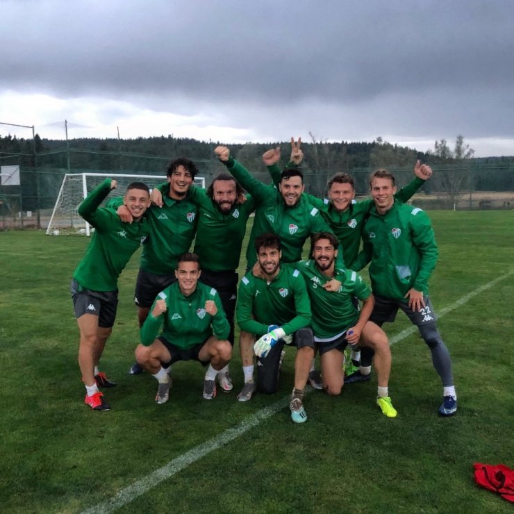 Bursaspor Başkanı Erkan Kamat’tan yakın takip