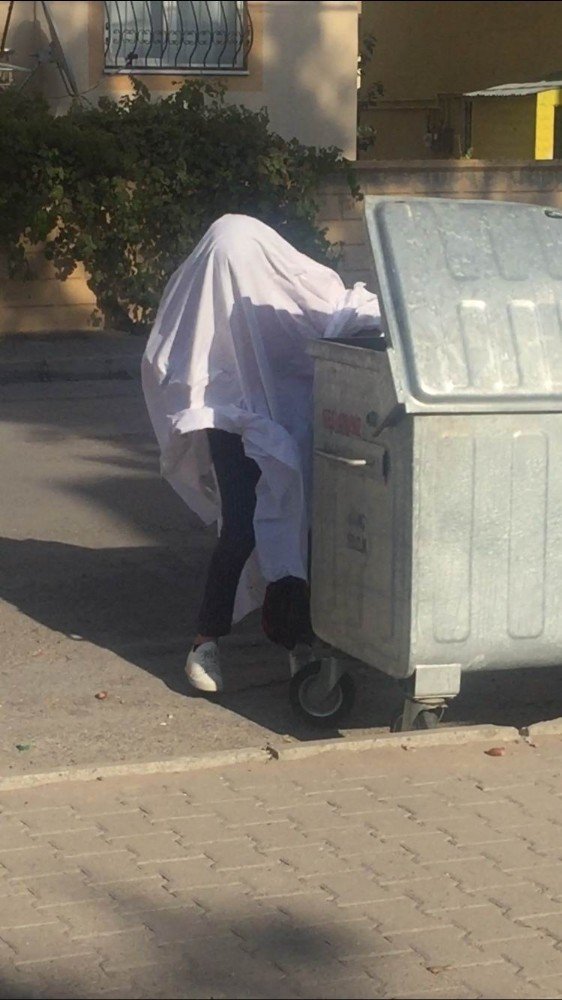 Acemi hayaletler sağa sola çarparak ilerledi