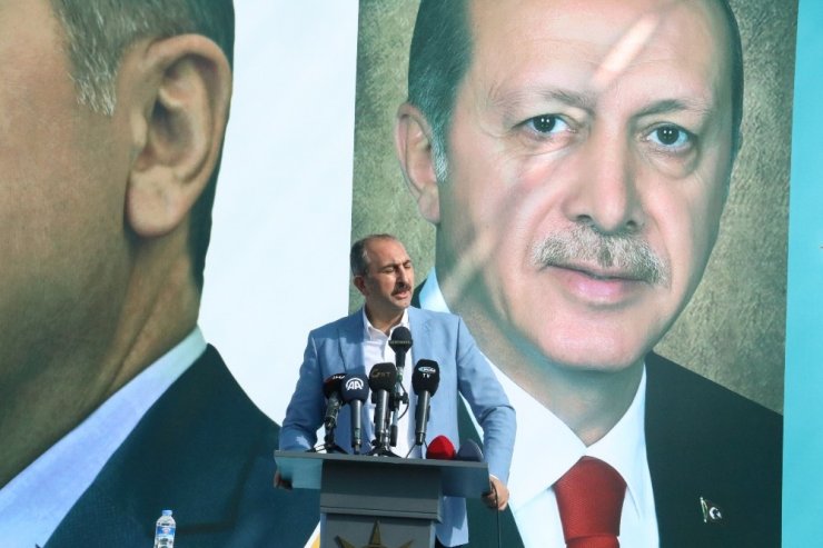 Adalet Bakanı Gül: "Türkiye’de hiç kimseye ikinci sınıf vatandaş muamelesi yapılamaz"