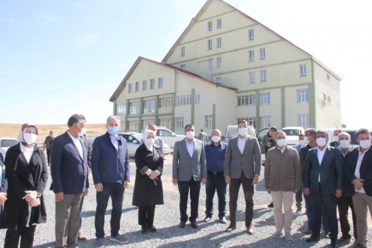 AK Parti heyeti Yazıhan’da