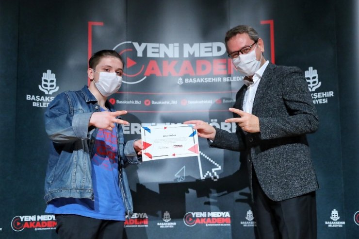 Başakşehir’in ilk youtuberları mezun oldu