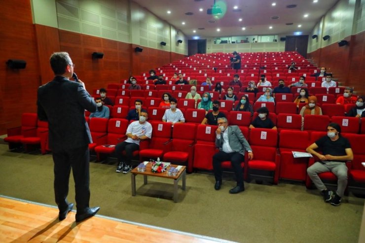 Başakşehir’in ilk youtuberları mezun oldu