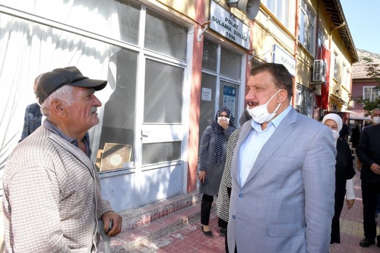 Başkan Gürkan Polat vatandaşlarla bir araya geldi