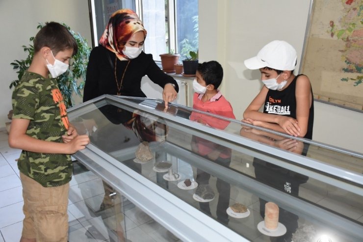 Bilgi Evi öğrencilerinden MTA’ya teknik gezi