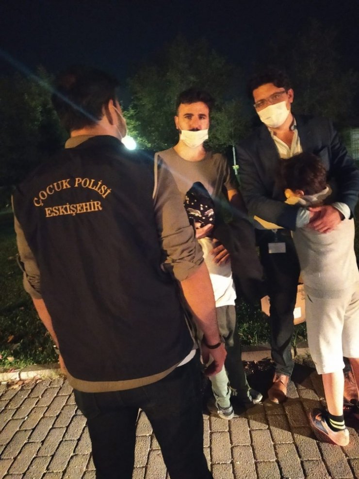 Oyun oynarken kaybolan iki çocuk polisin yoğun çabasıyla 3 saatte bulundu