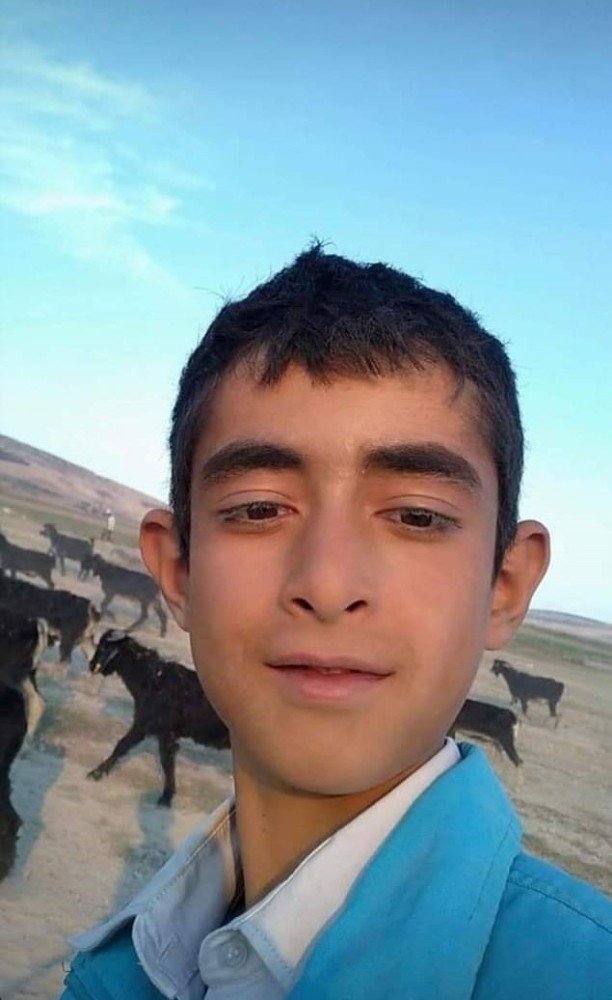 Küçük çoban serinlemek için girdiği gölette boğuldu