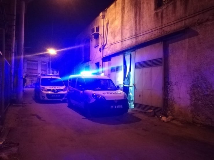 İzmir’de hırsızların girdiği depo sahte içki imalathanesi çıktı