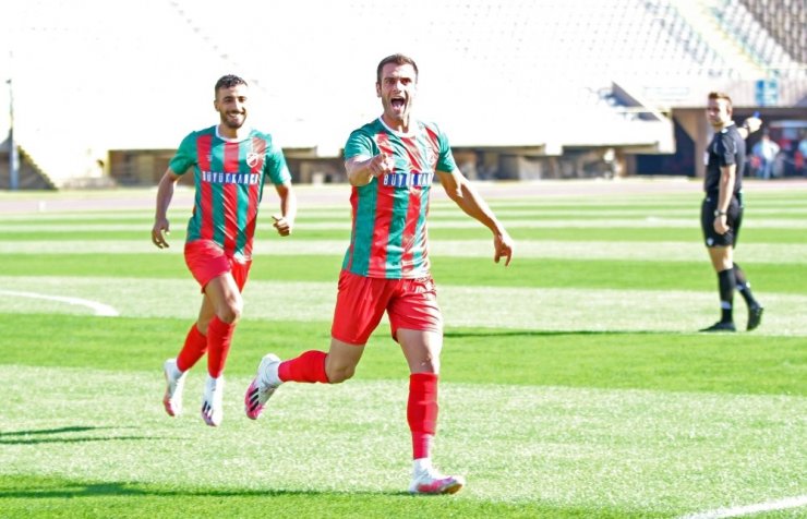 Karşıyaka gaza bastı