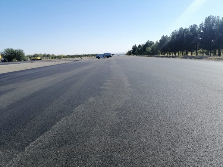 Polis Havacılık Müdürlüğü apronu asfaltlandı