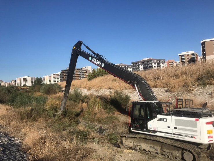 Karaçay Deresi temizlendi, taşkın yaşanmadı