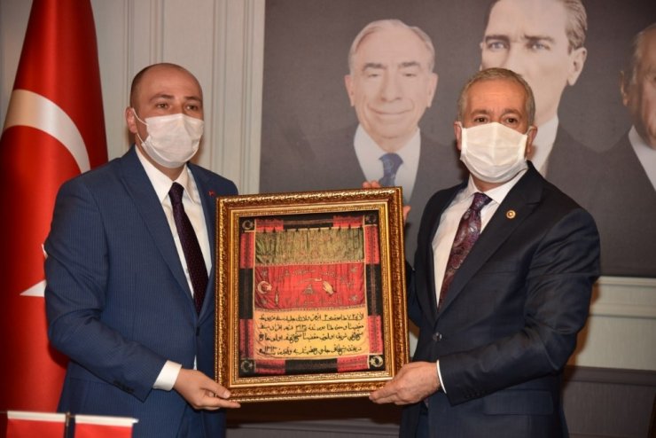 MHP Yunusemre ilçe binasının açılışı yapıldı