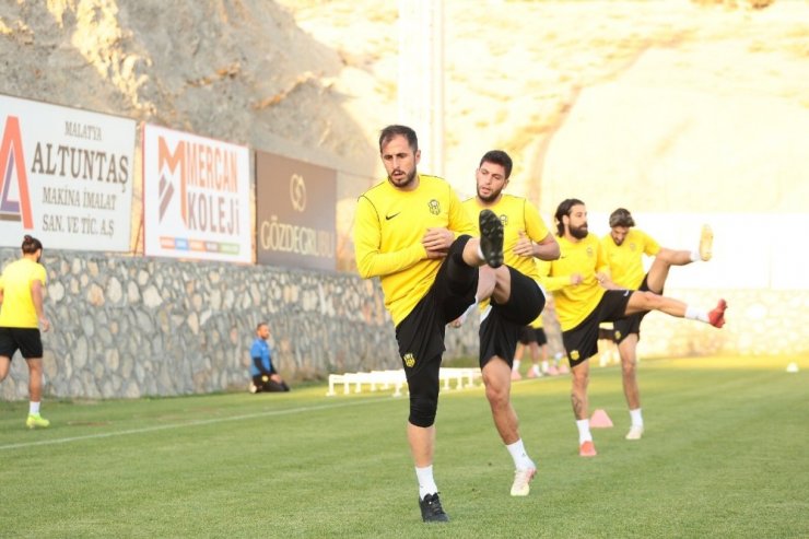 Yeni Malatyaspor, Konyaspor hazırlıklarını sürdürüyor