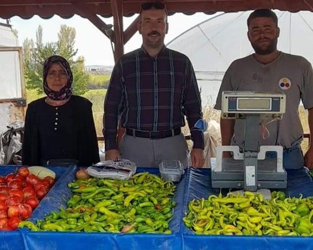 Seyitgazi Ziraat Odası Başkanı Erden çiftçilerin sorunlarını dinledi