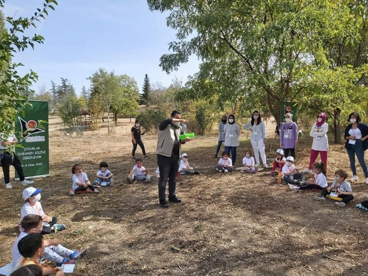 Çocuklara tabiat ve yaban hayatı anlatıldı