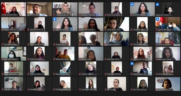 Bakan Selçuk, 81 ilden kız çocuklarıyla görüştü