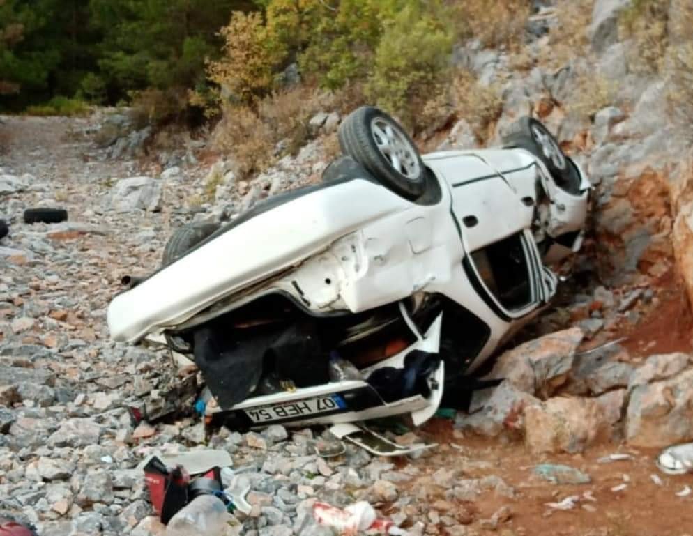 Alanya’da feci kaza! Uçuruma yuvarlanan otomobilde 1 ölü 1 ağır yaralı