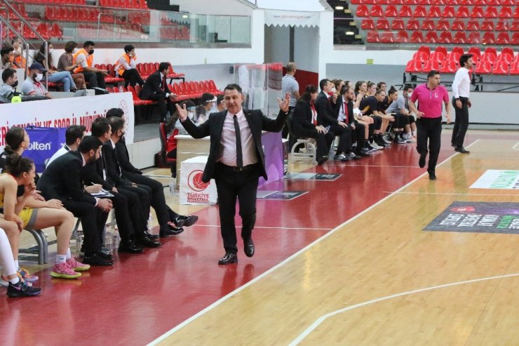 Ayhan Avcı hakem kararlarına isyan etti