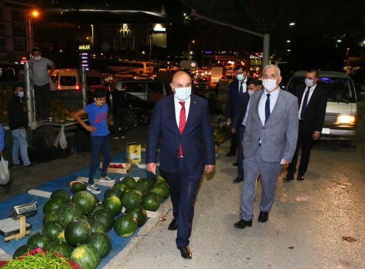 Keçiören’de “organik köylü pazarı” gelir kapısı oldu