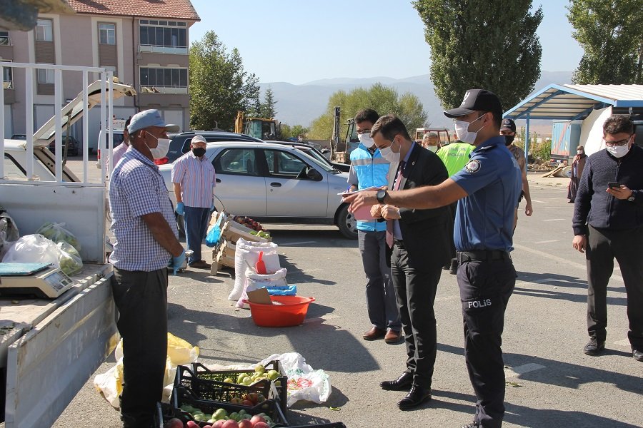 Konya Yalıhüyük'te Kovid-19 denetimleri