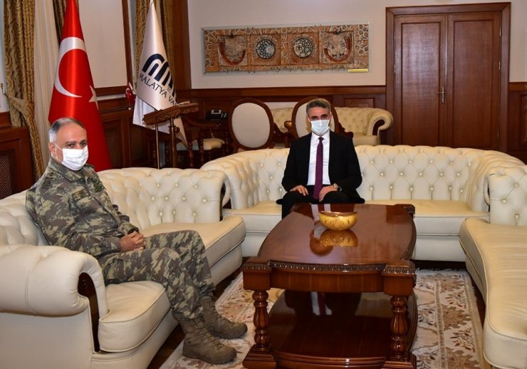 2. Ordu Komutanı Gürak’tan Vali Baruş’a ziyaret