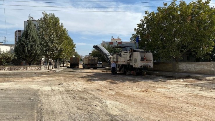 Kemalpaşa Caddesinde asfalt öncesi hazırlık çalışması