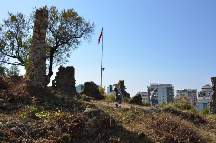 Naula Antik Kenti restorasyon için temizleniyor