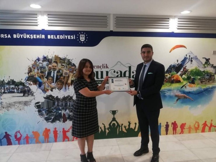 Medya Okulu’nda sertifika heyecanı