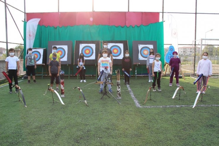 Düzce’de okçuluk kursları başladı