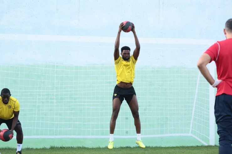 Yeni Malatyaspor’da hazırlıklar sürüyor