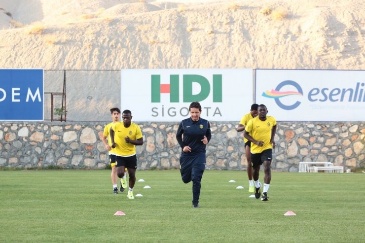 Yeni Malatyaspor’da hazırlıklar sürüyor