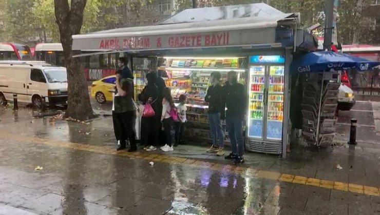 İstanbul’da sağanak yağış başladı