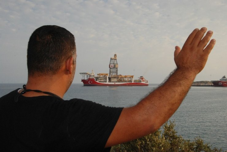 Kanuni Sondaj Gemisi Mersin’den demir aldı