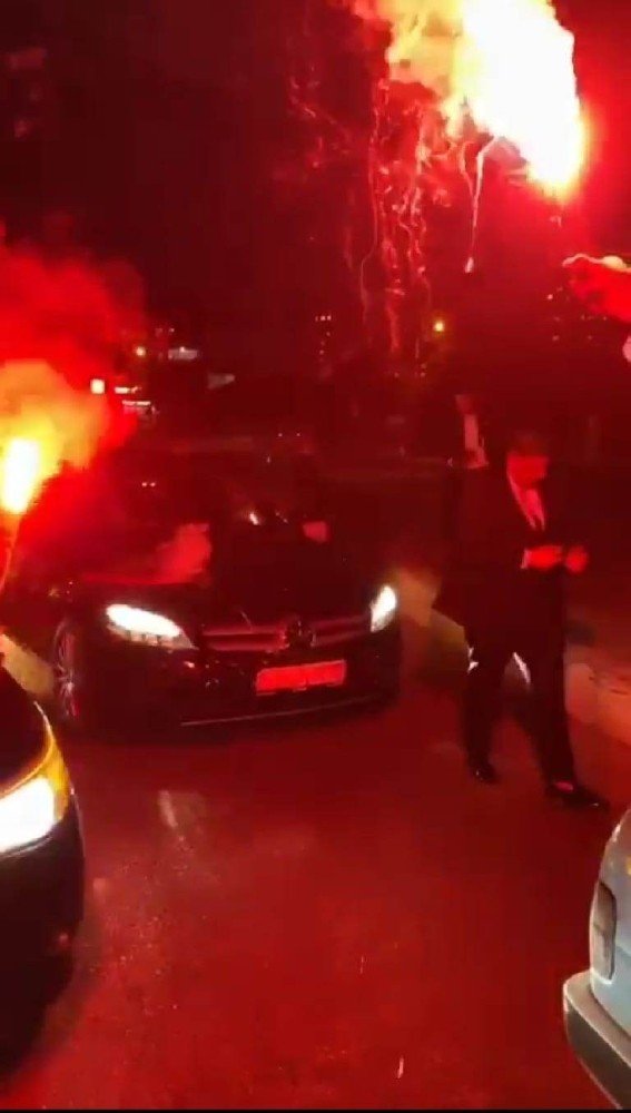Antalya’da düğün konvoyunda yine silahlar konuştu