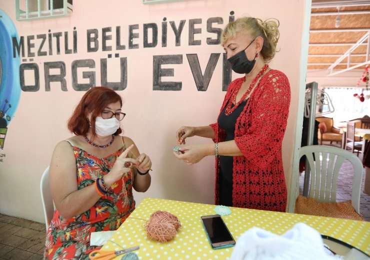 Mezitli Belediyesi Örgü Evi 3. sezonda da kapılarını açtı