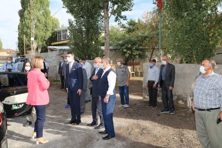 Vali Becel, Karacaören köyünü ziyaret etti