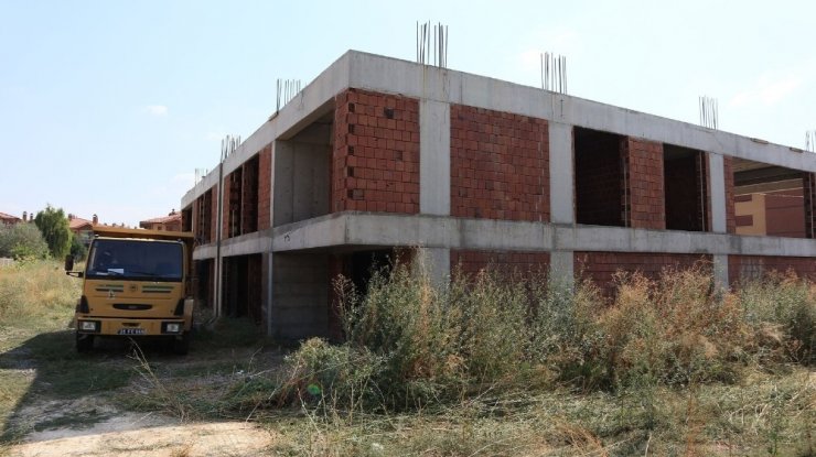 Odunpazarı’ndaki metruk yapılarda rehabilite ve yıkım çalışmaları