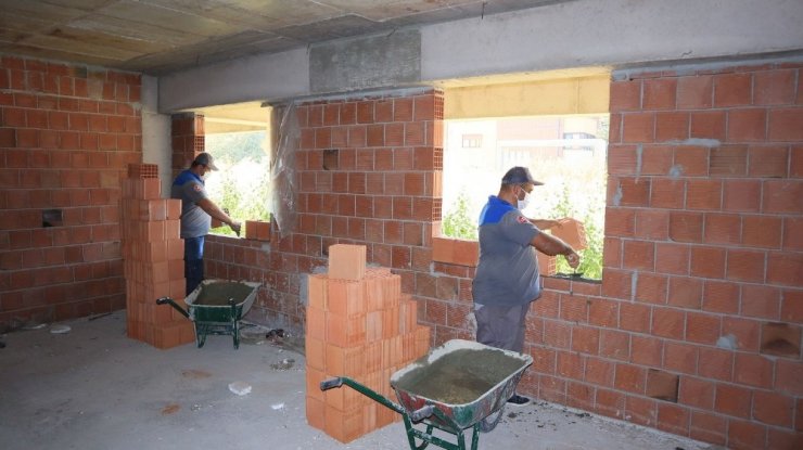 Odunpazarı’ndaki metruk yapılarda rehabilite ve yıkım çalışmaları