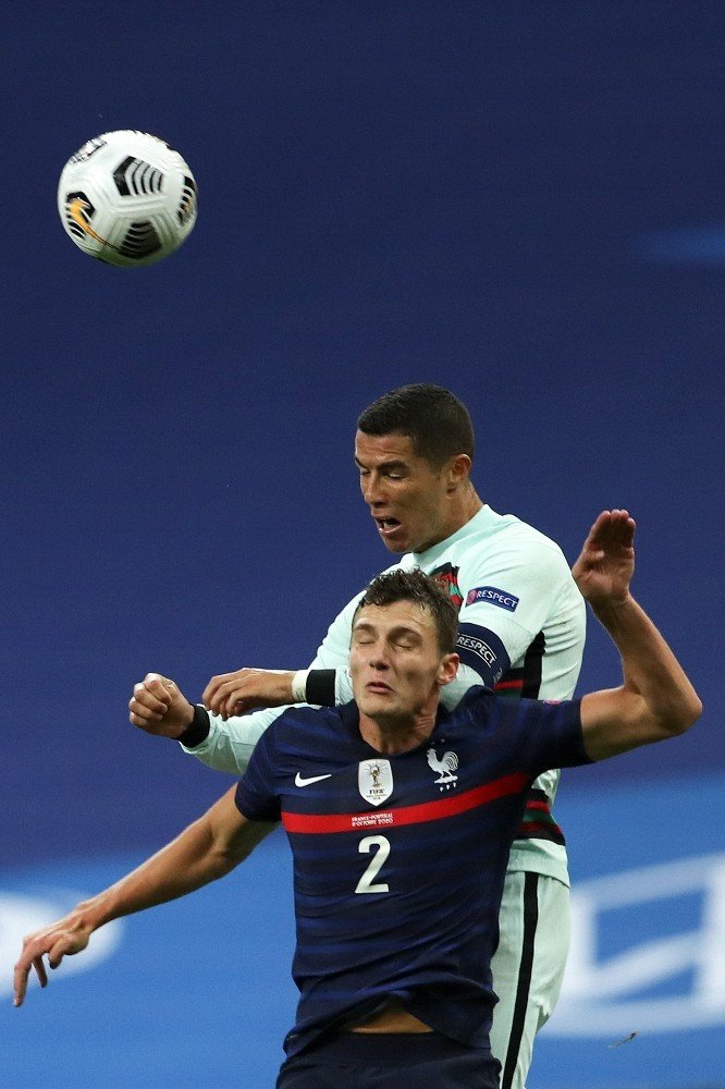 Cristiano Ronaldo korona virüse yakalandı