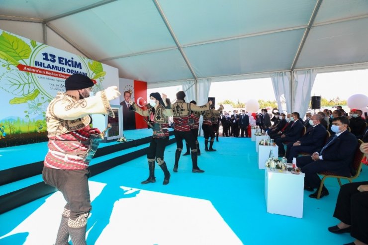 TBMM Başkanı Şentop: “Tabiata zarar vererek kirli emellerine ulaşacaklarını zanneden gafiller şunu iyi bilsinler: Türkiye Cumhuriyeti Devleti büyük ve güçlü bir devlettir”