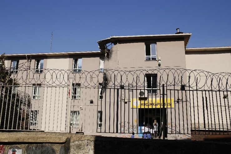 Balat’taki okulda şaşırtan görüntü