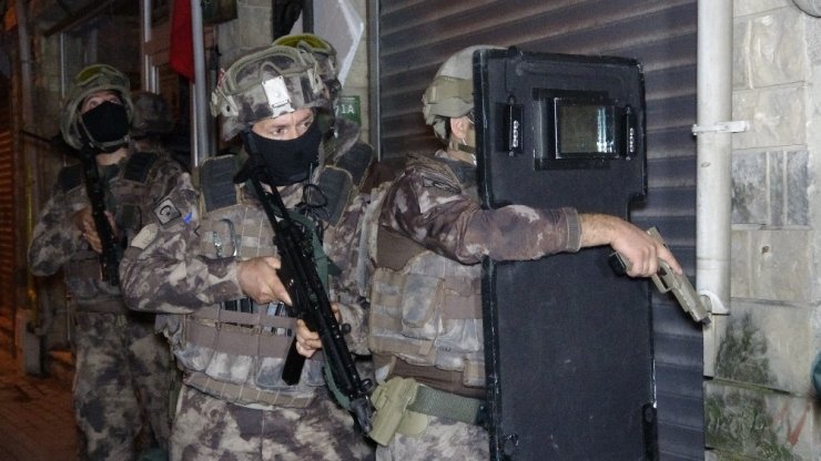 Bursa’da FETÖ operasyonu: 6 gözaltı