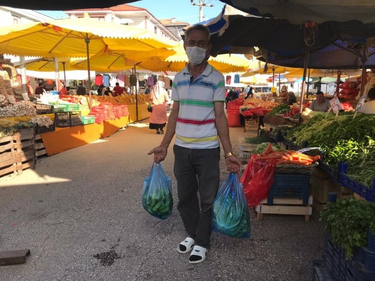 Kışlık ürünler pazar tezgahlarında yerini aldı