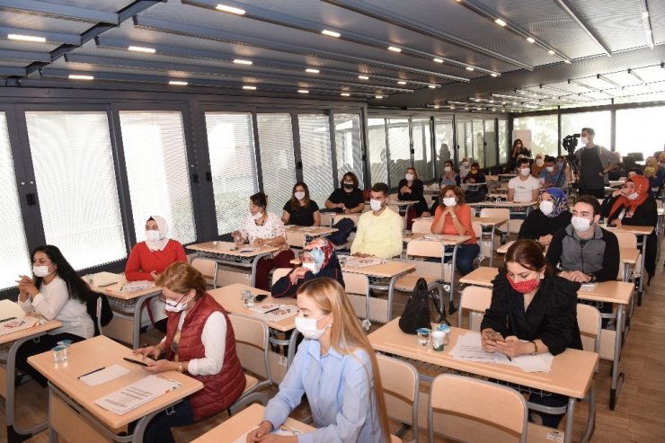 HAK-İŞ Genel Başkan Yardımcısı: “HAK-İŞ olarak Avrupa’nın yaptığı gibi OHAL ile değil, olağanüstü gayretlerle bu süreci atlatmak istiyoruz”